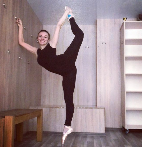 Как настоящая балерина: Надежда Мейхер продемонстрировала свой талант (ФОТО)