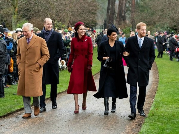 Биограф королевский семьи уверен, что жен принцев Уильяма и Гарри помирил принц Чарльз