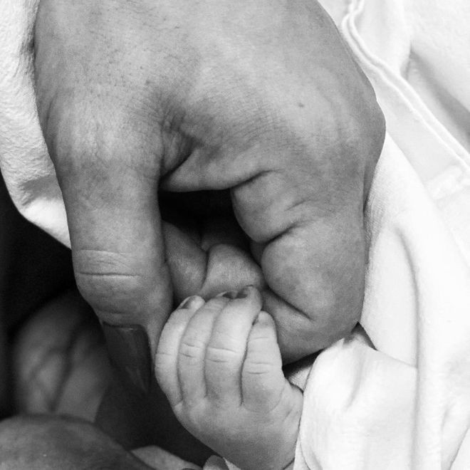 Илона Гвоздева показала первые фото с сыном после родов