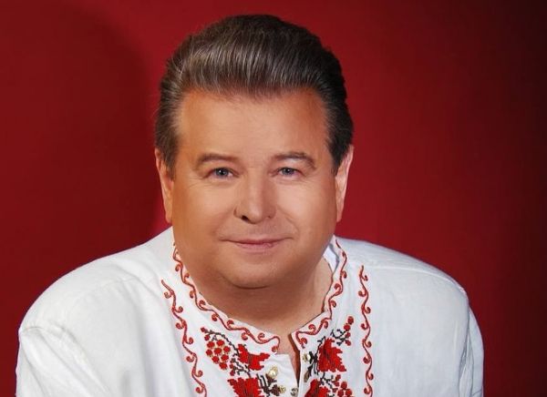 Михаил Поплавский завершает карьеру поющего ректора