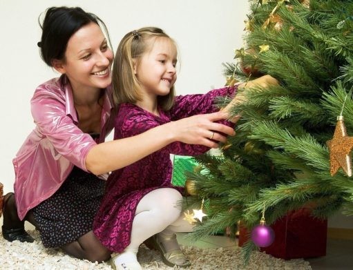 Когда убирать новогоднюю елку: приметы, фэн-шуй и рекомендации медиков 