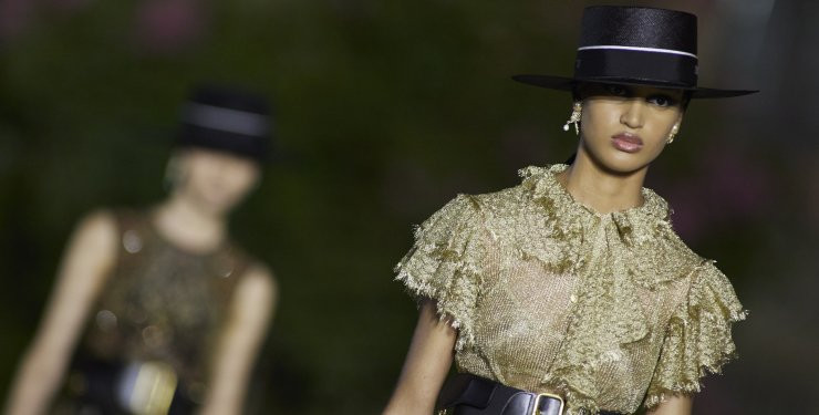 Dior під звуки фламенко представив розкішну круїзну колекцію 2023