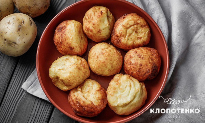 Готуємо українське: картопляні пундики з курячою печінкою за рецептом Євгена Клопотенка