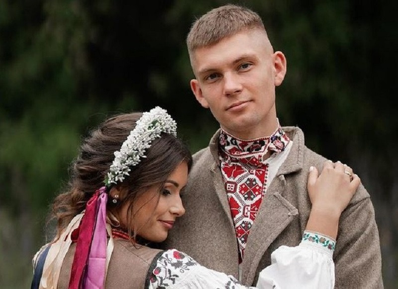 Учасник Kalush Orchestra Віталій Дужик одружився в українському стилі (ФОТО, ВІДЕО)