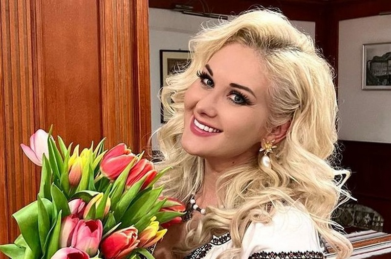 Катерина Бужинська показала, який вигляд має її 16-річна дочка від минулих стосунків
