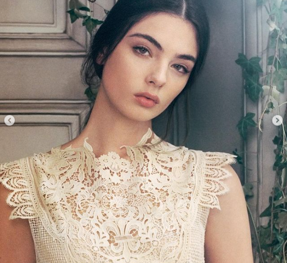 Дева Кассель у ніжних образах знялася для Dior Magazine (ФОТО)
